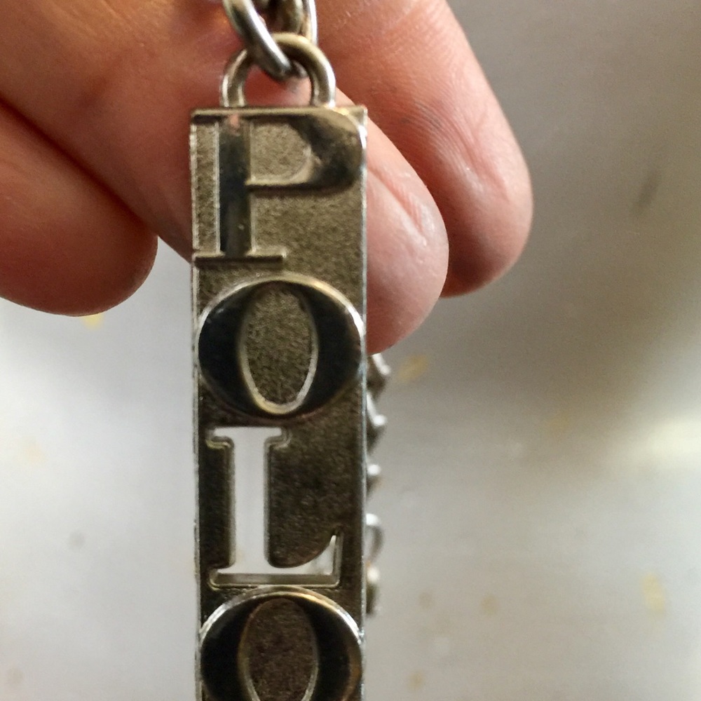 Polo choker